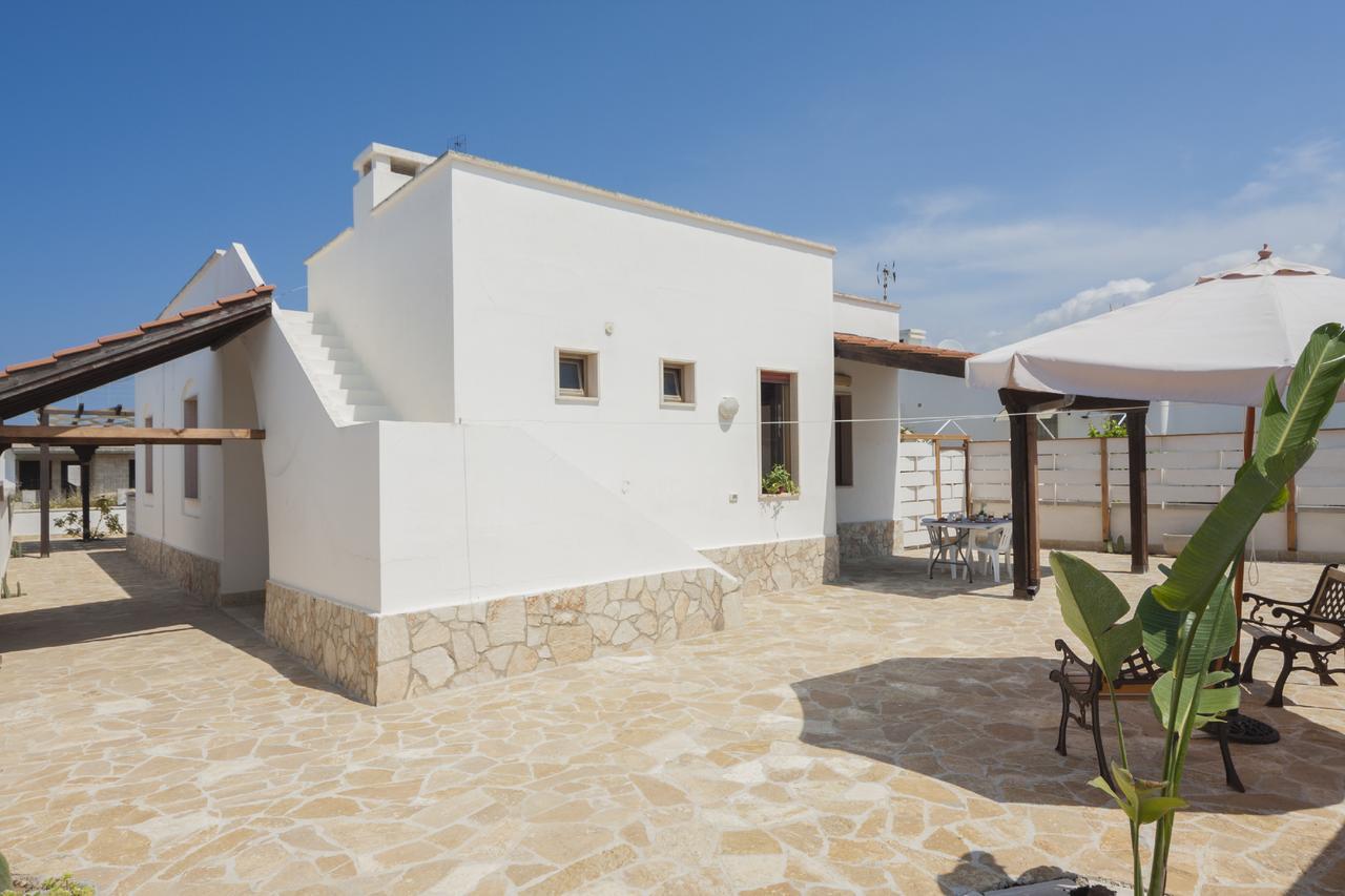 Villa Al Mare Gallipoli Marina di Mancaversa Exterior photo
